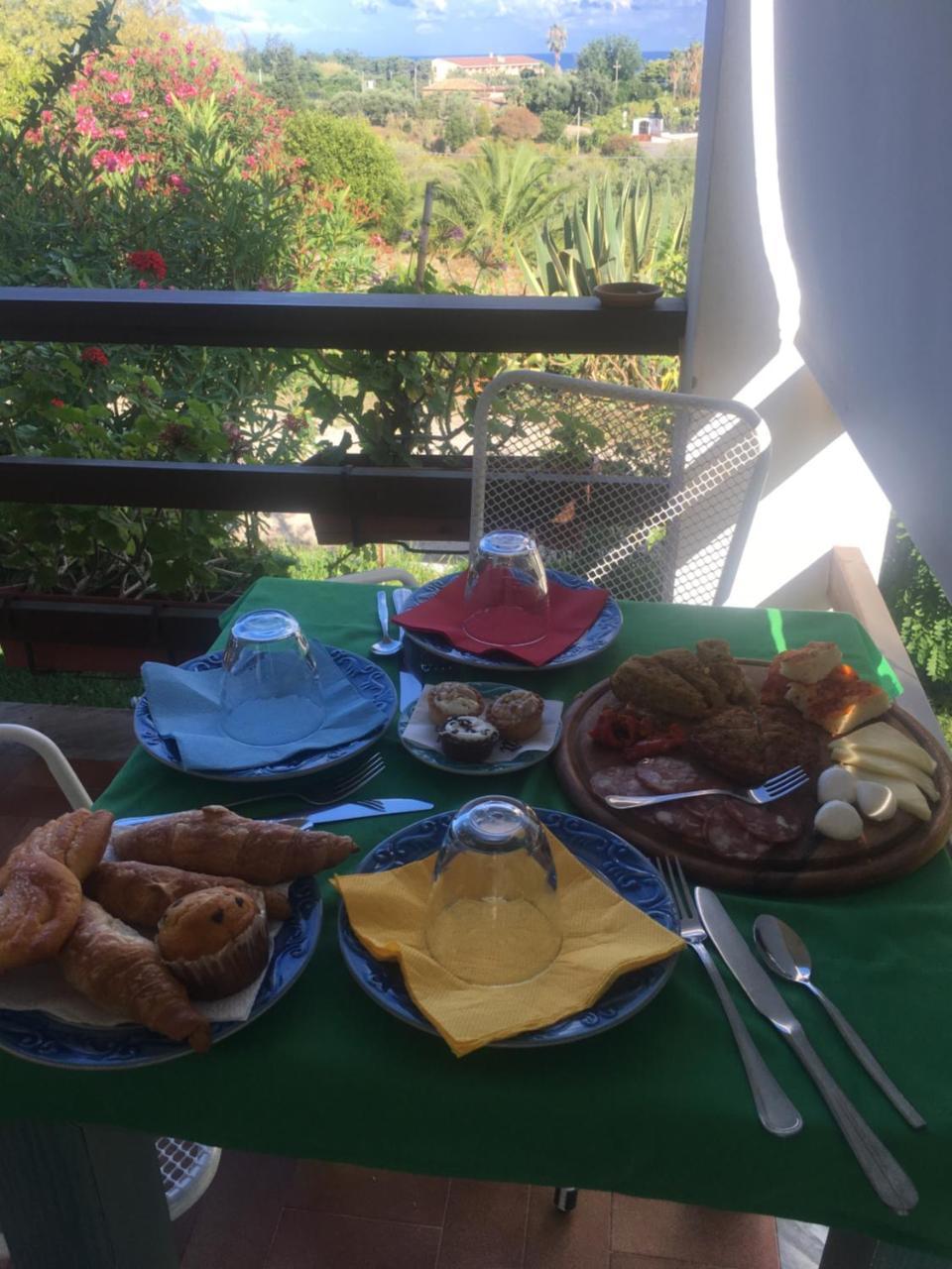 B&B A Casa Di Picci Santa Domenica  Εξωτερικό φωτογραφία