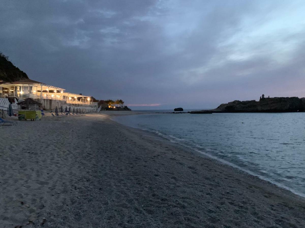 B&B A Casa Di Picci Santa Domenica  Εξωτερικό φωτογραφία